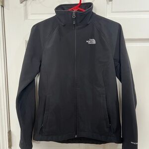 Women’s The North Face Windwall jacket size small